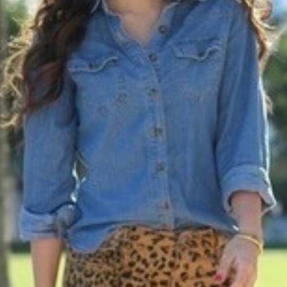 Current/Elliot Perfect Chambray Denim Long Sleeve Button Down Shirt Size Small - Picture 1 of 10